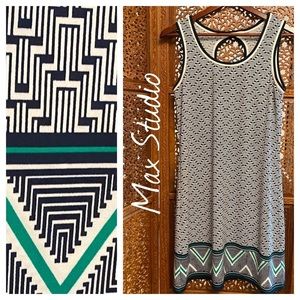 🚺📐Max Studio geo print sleeveless dress